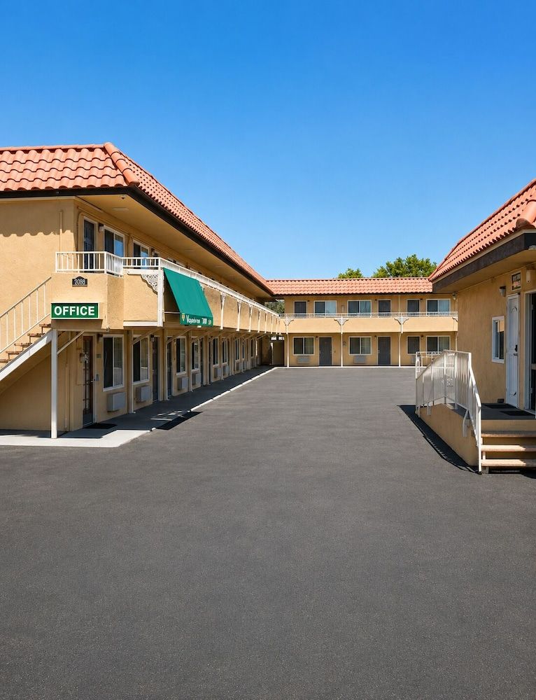 Vagabond Inn Hemet 1