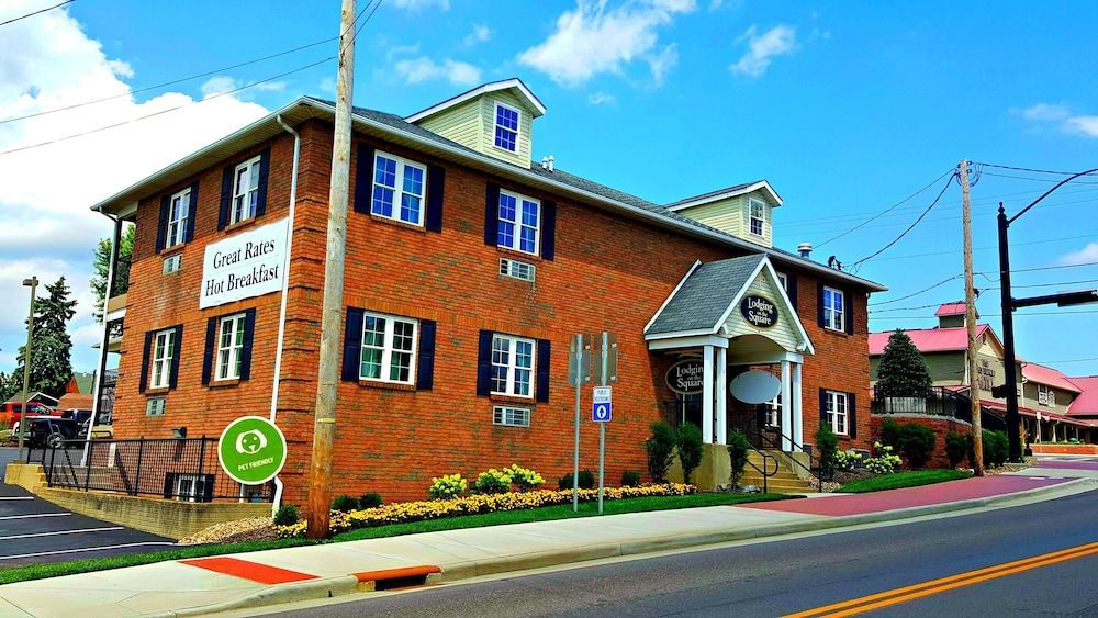 Lodging on the Square 1