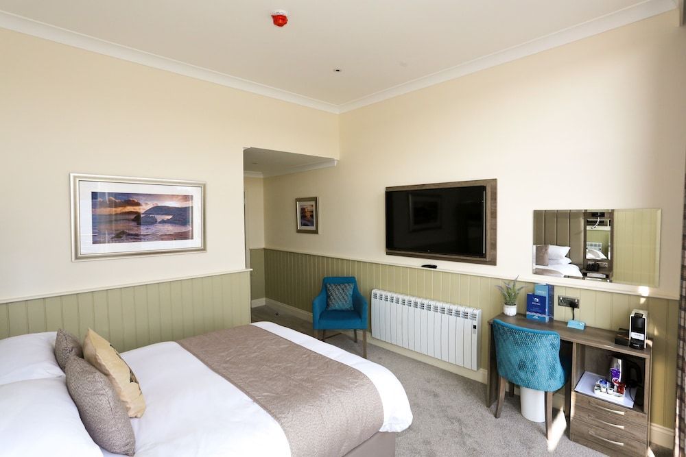 Duck Bay Hotel & Restaurant 2