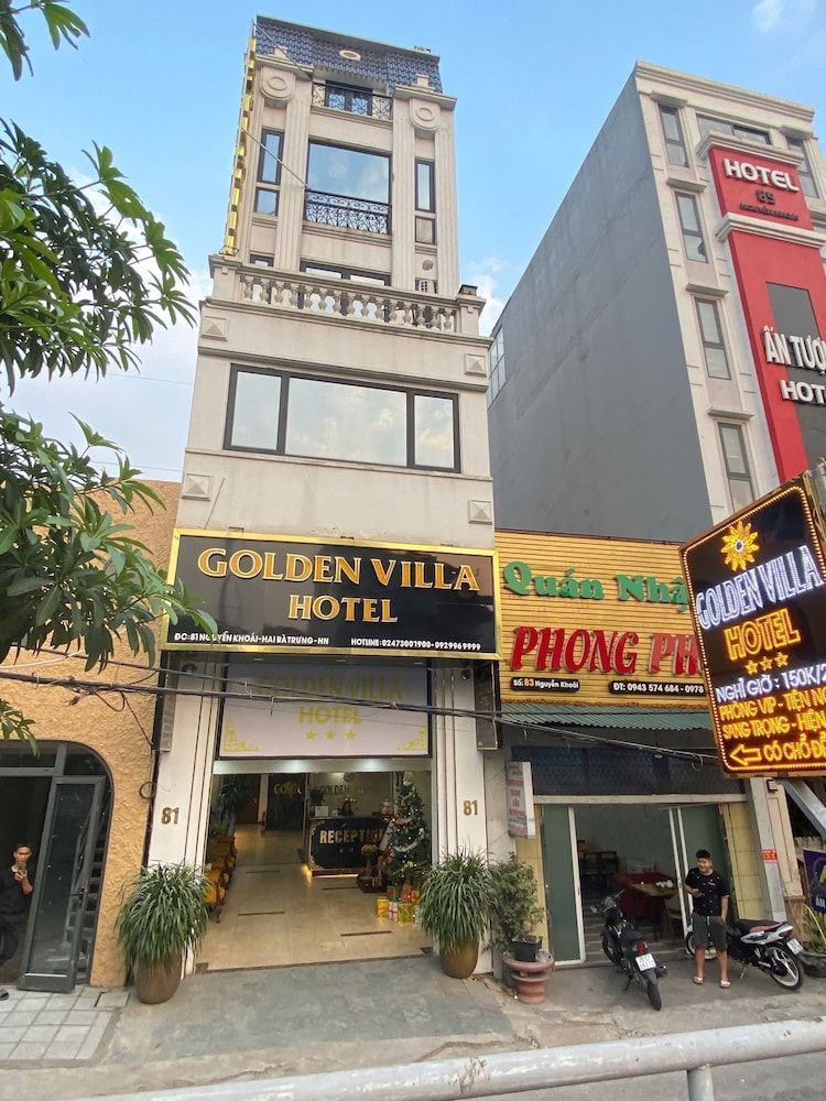 Golden Hotel 1