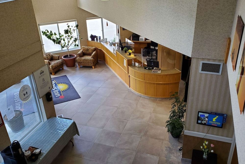Days Inn by Wyndham Penticton Conference Centre 2