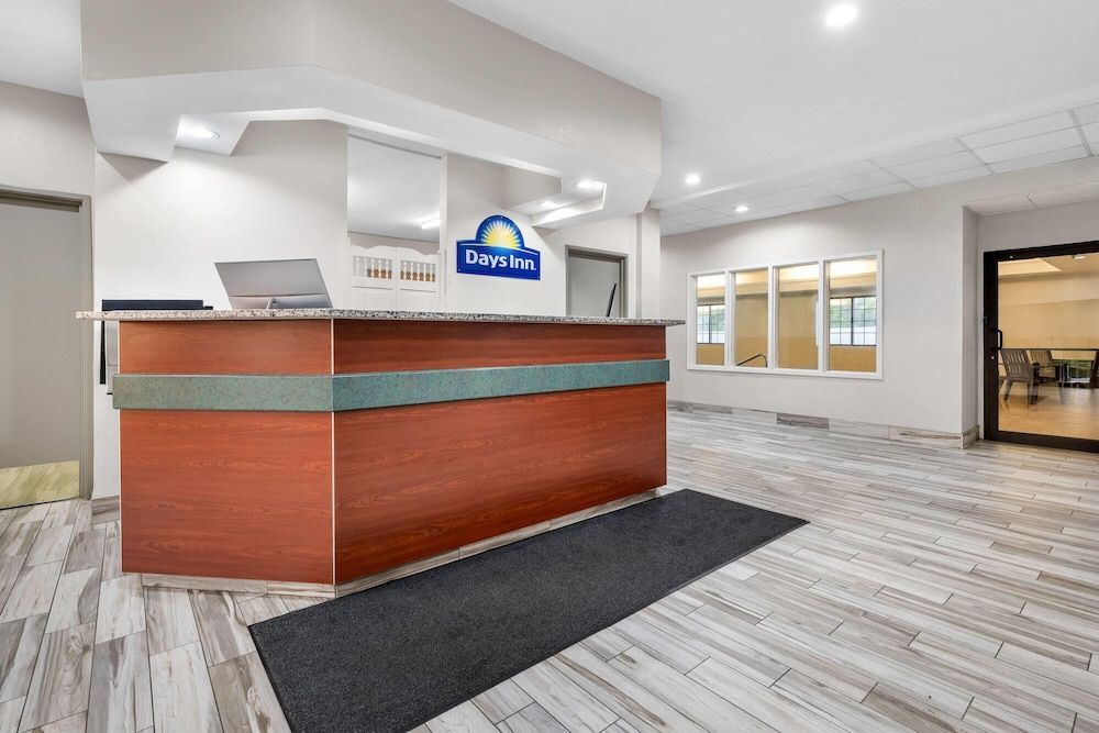 Days Inn by Wyndham near Kansas Speedway 2