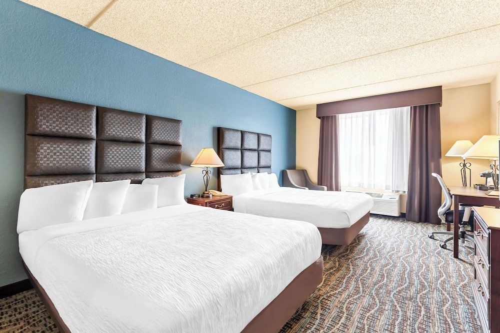 Best Western Holiday Manor 1