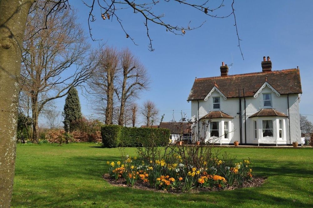 Hookwood Lodge 1