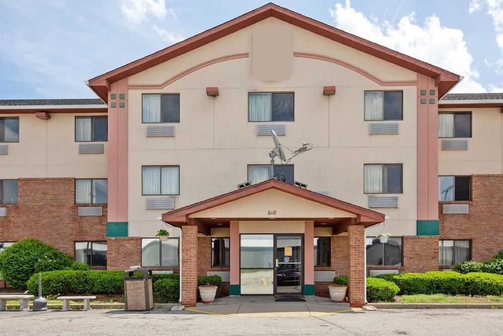 OYO Hotel Portage I-94 1