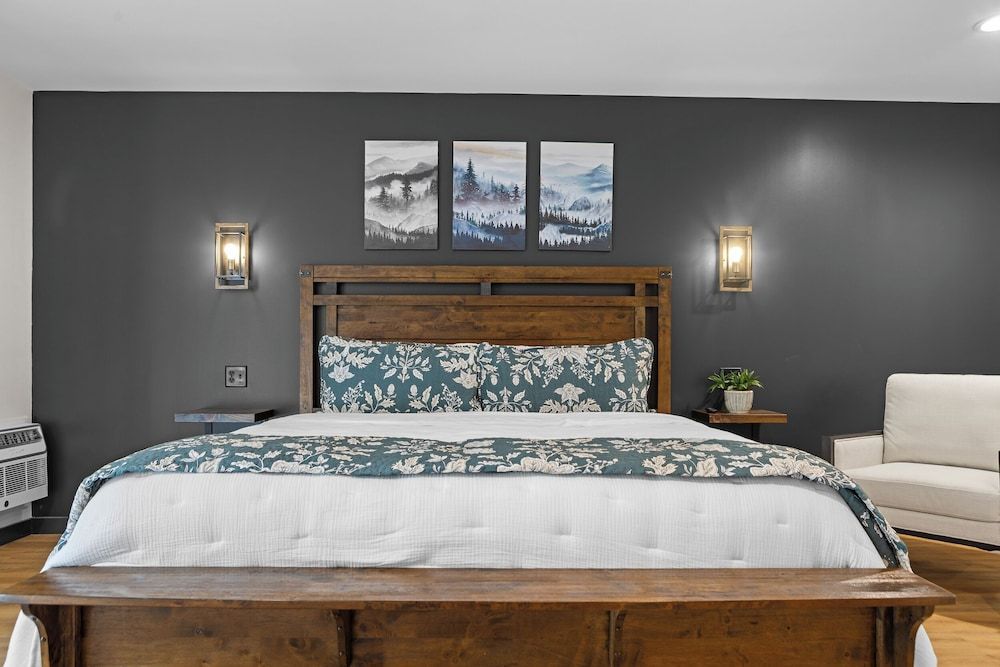 Lodge at Mount Mitchell 2