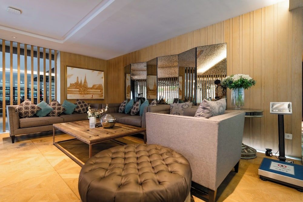 Arcadia Suites Ploenchit Bangkok 2
