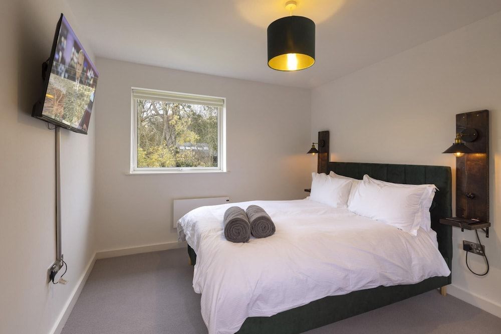 CH Apt 11 2bed in Bath 1