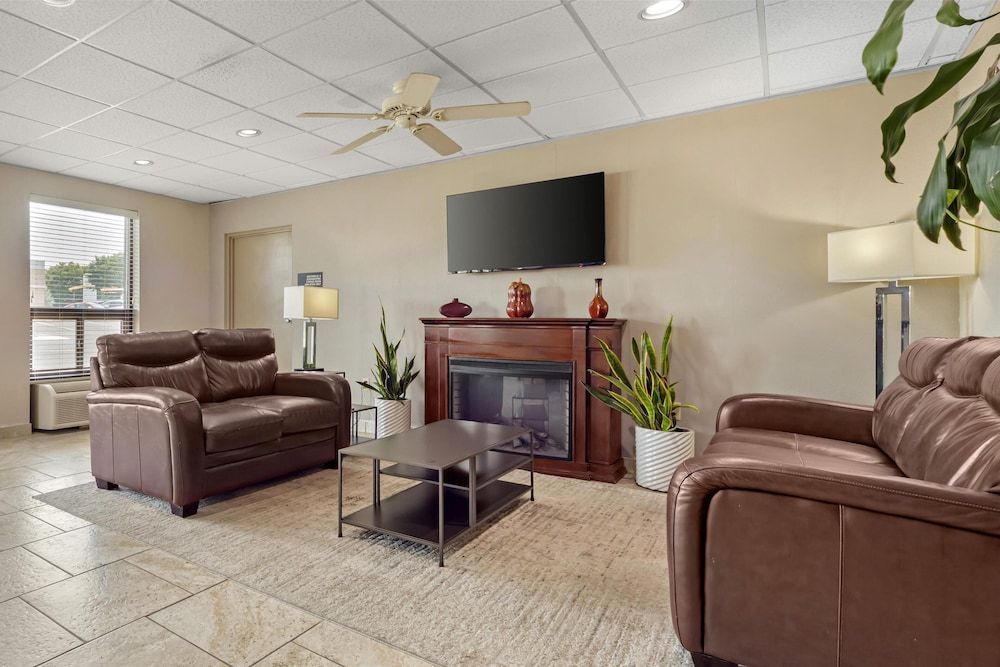 Best Western Galaxy Inn 2