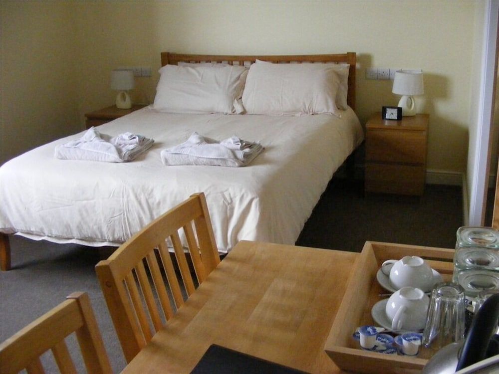 The Lowfield Inn 2