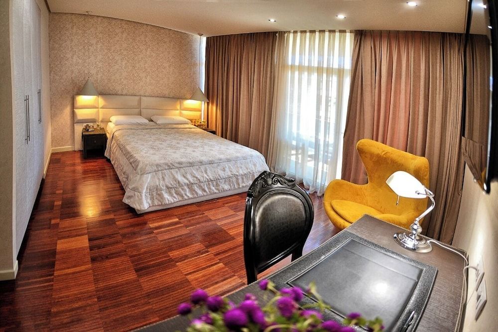 La Bohème Hotel 1