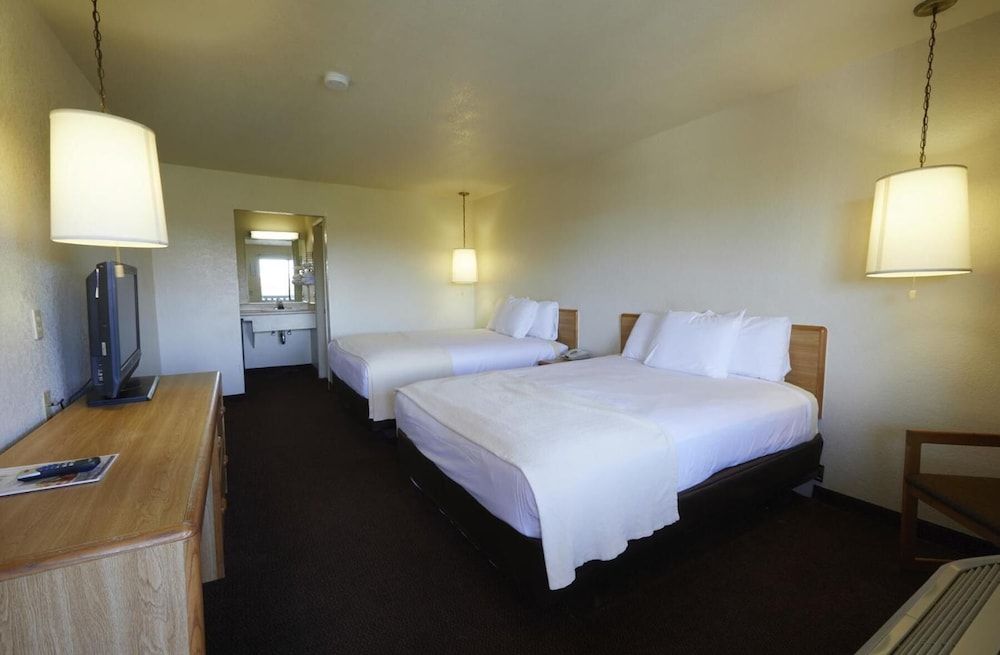 Palms Inn & Suites 2