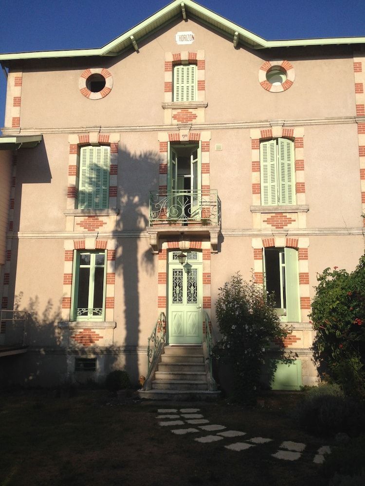 Gîte Le petit Horizon, neuf, calme, parking, centre ville 1