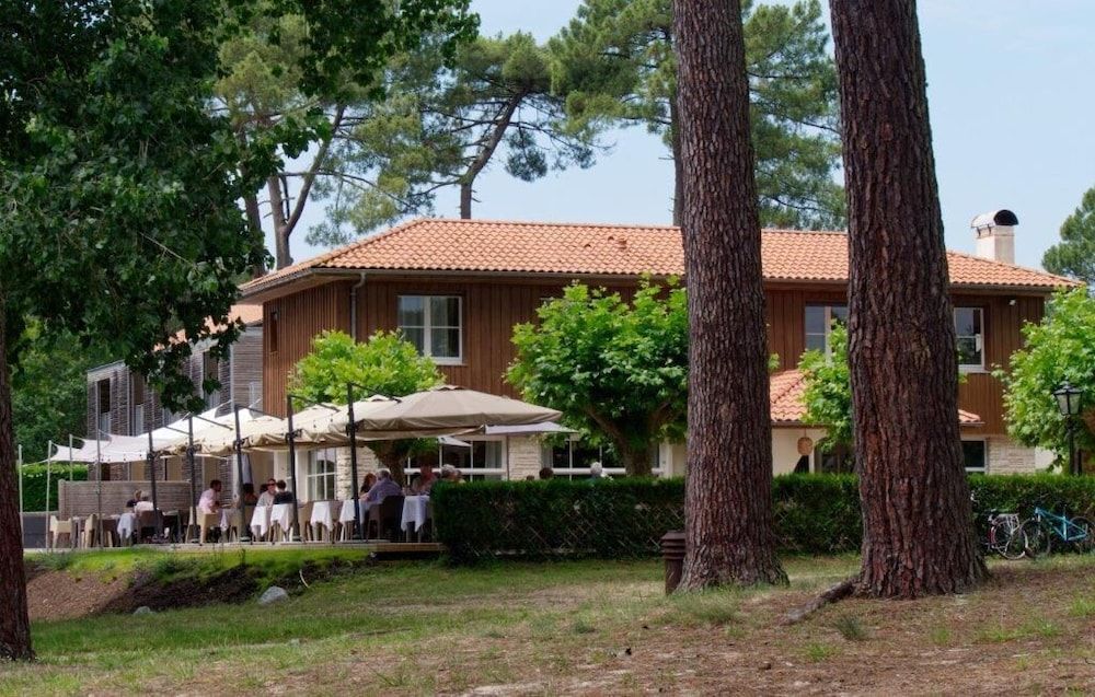 Hotel Au Bon Coin du Lac 1