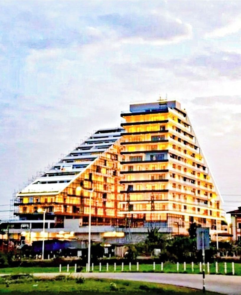 Signature Hotel Apartment Accra Ghana 1