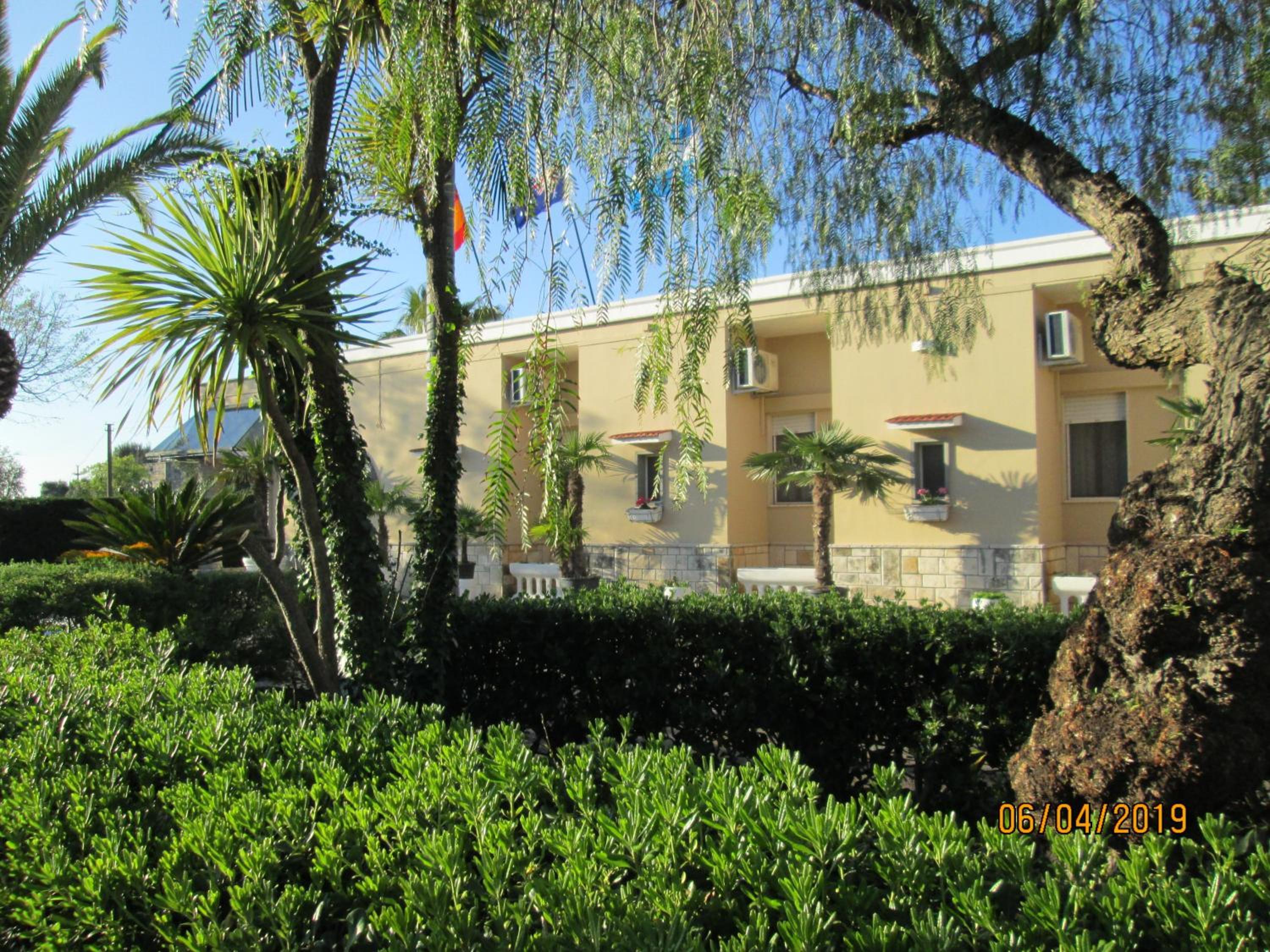 Hotel Tropical 2