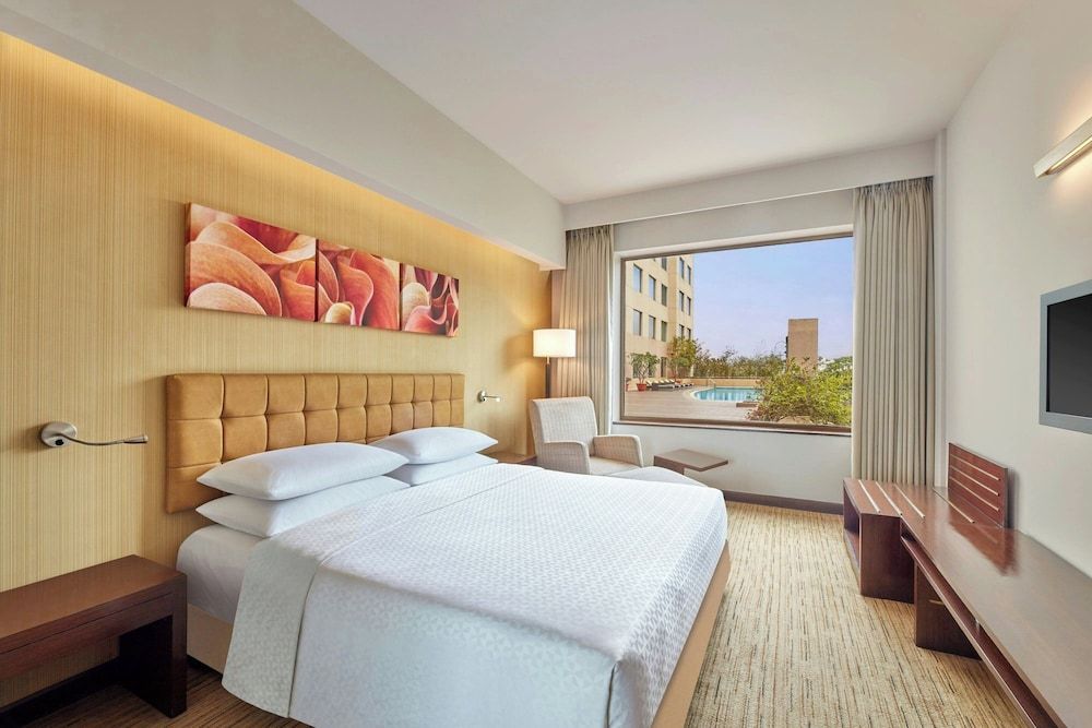 Four Points by Sheraton Hotel and Serviced Apartments Pune 1