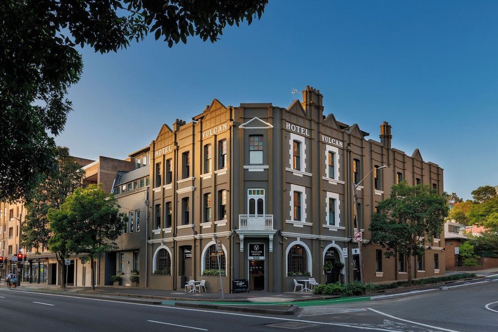 Vulcan Hotel Sydney 1