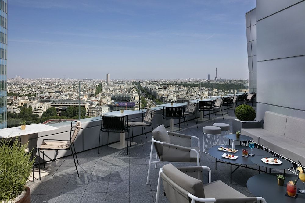 Meliá Paris La Défense 1