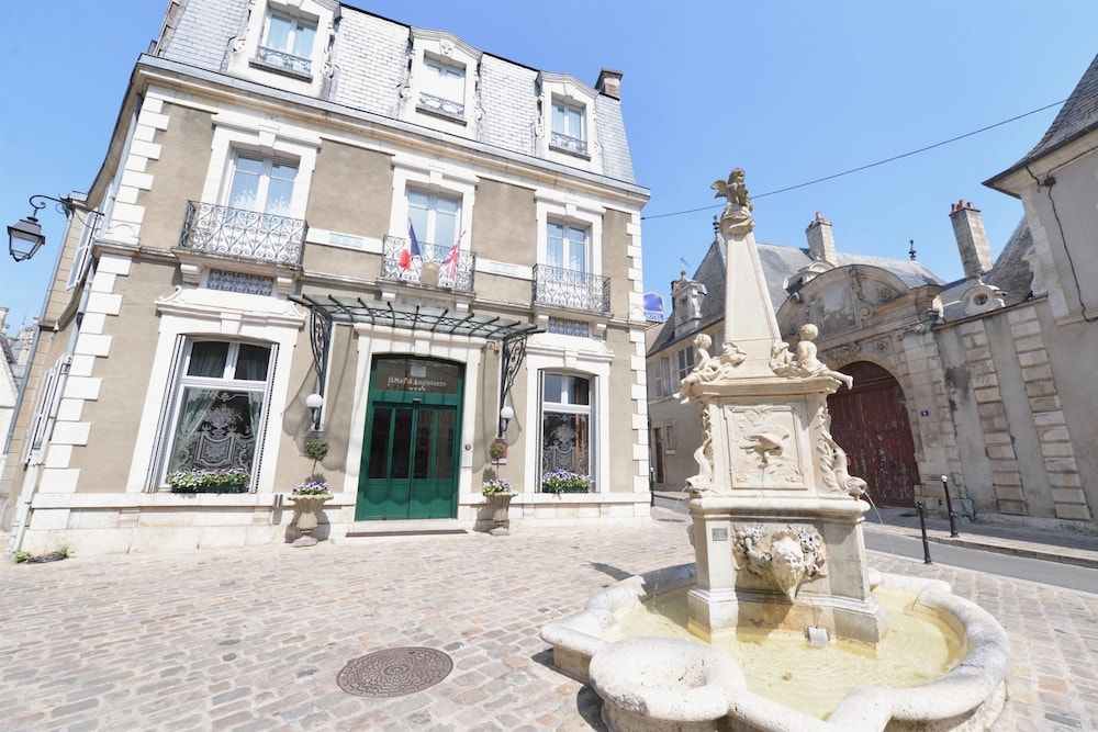 Best Western Plus Hôtel D'Angleterre - Centre historique 1