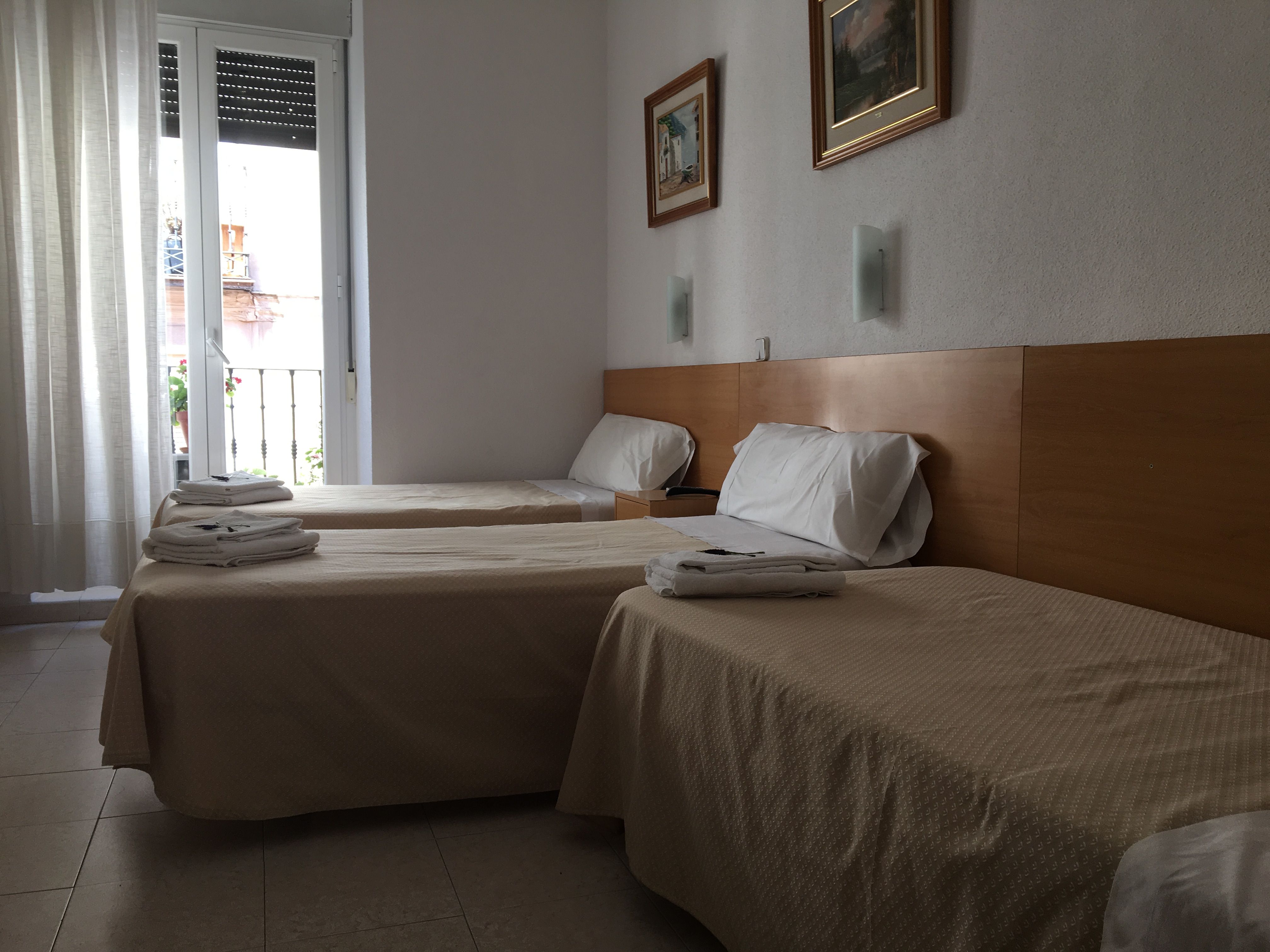Hostal R. Lido 1