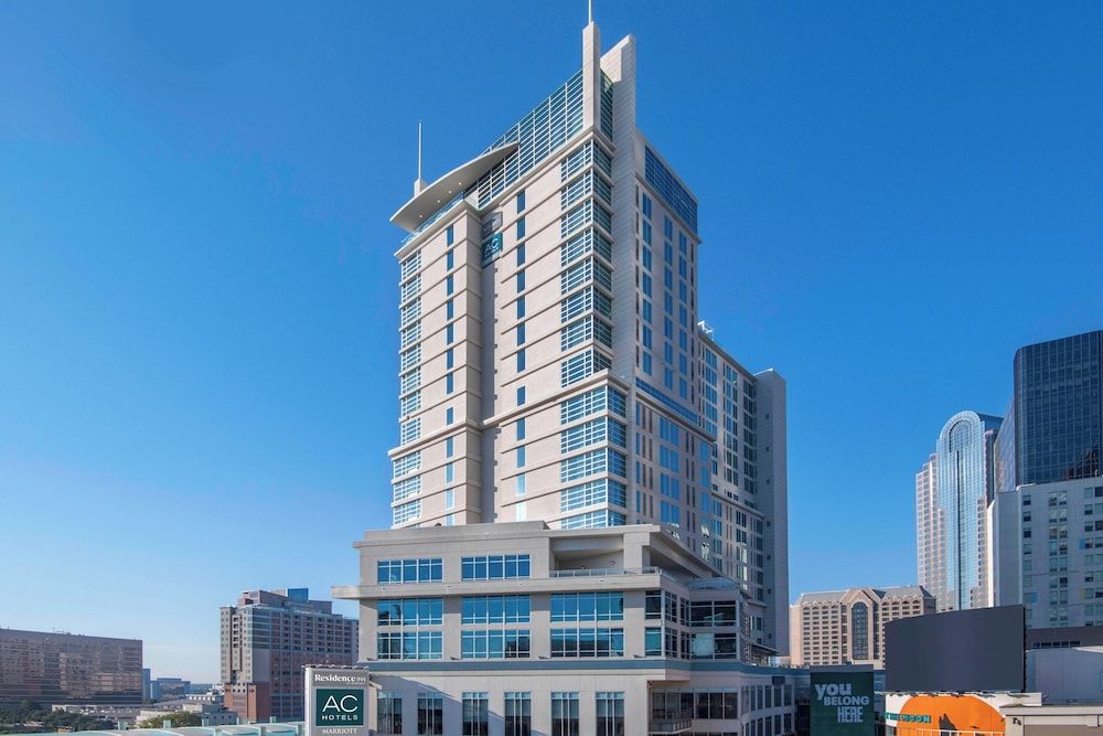AC Hotel by Marriott Charlotte City Center 1
