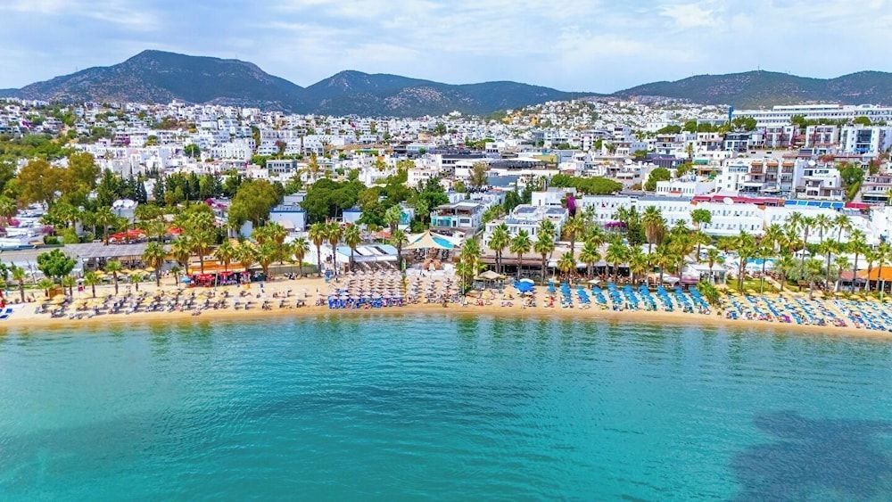 Ladonia Hotels Leo Beach Resort +16 1