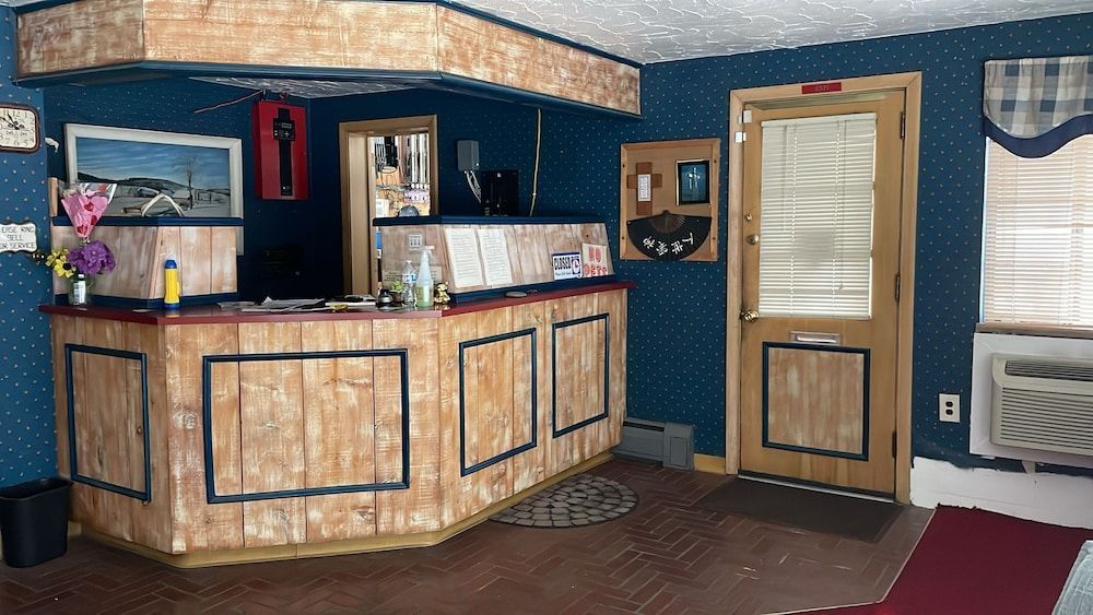 Beaver Falls Motel 2