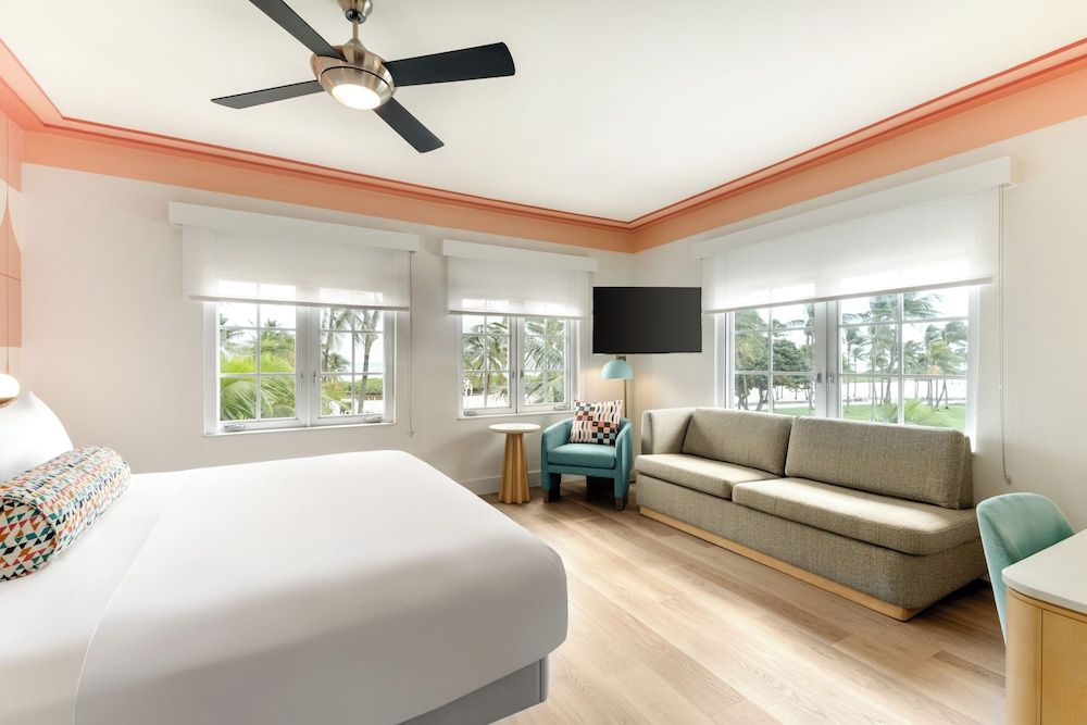 Waldorf Towers South Beach 1