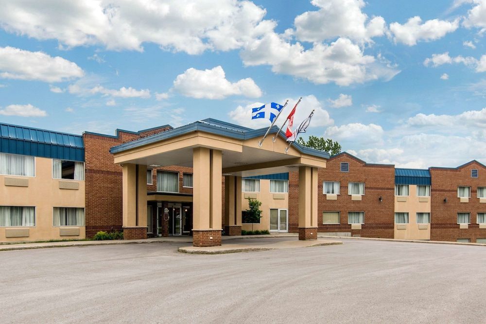 Comfort Inn & Suites Shawinigan 1