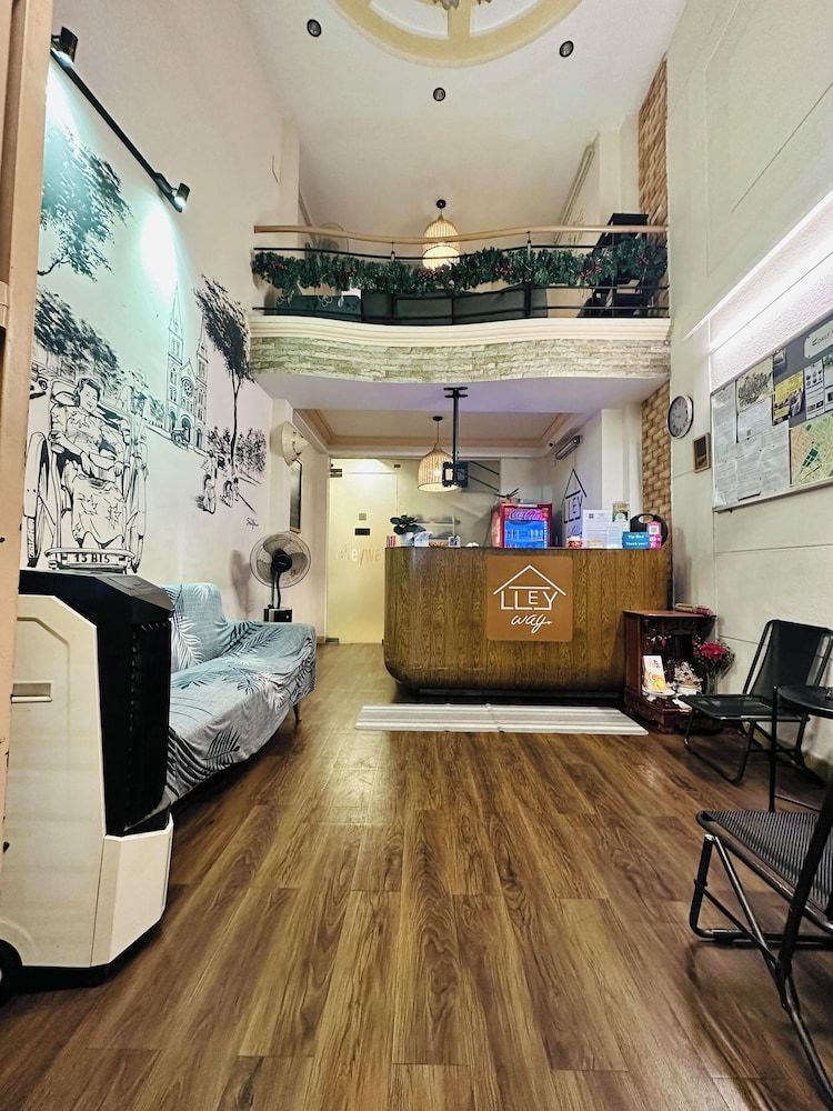 Alleyway Hostel 1