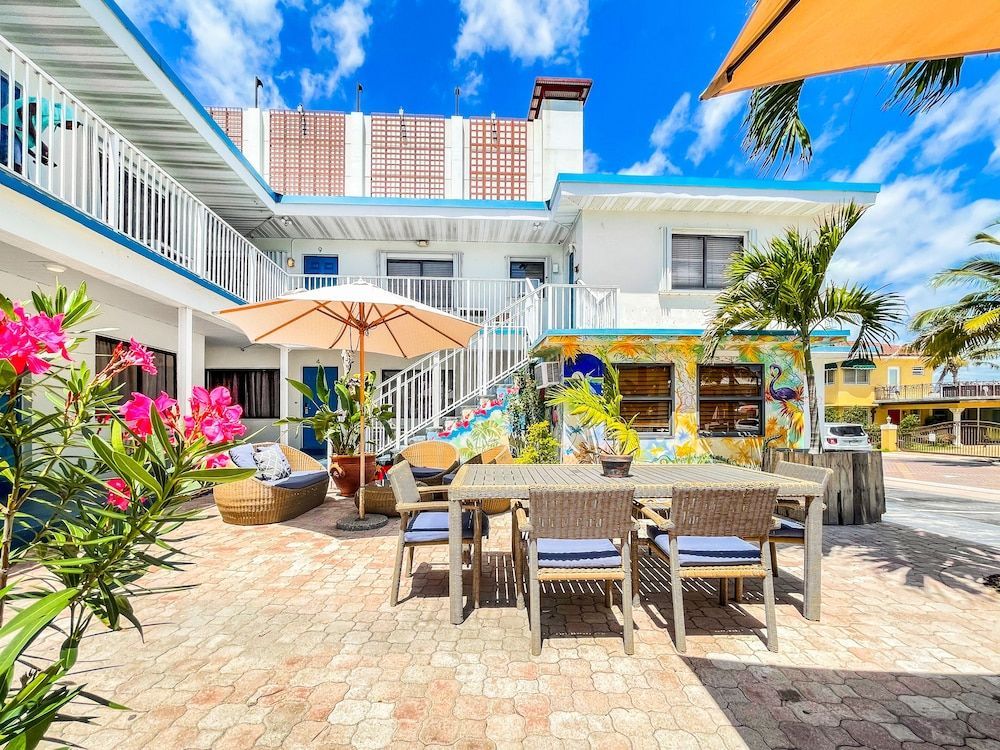 Ocean Sound's Hotel 1