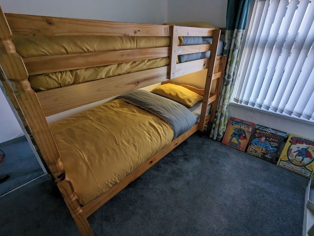 Fantastic Location to Ebrington Sq and City Centre 2
