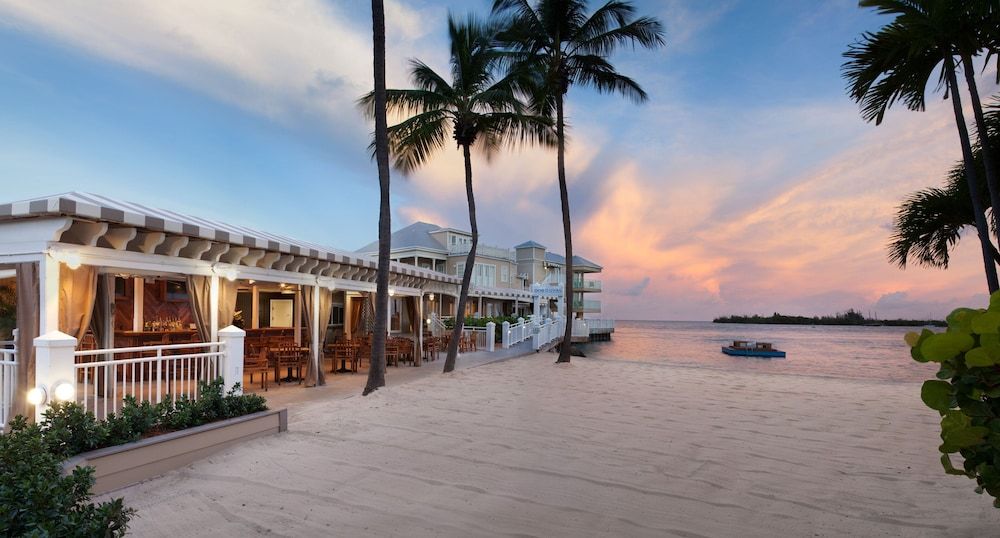 Pier House Resort & Spa 1