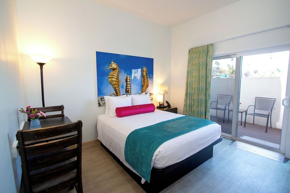 Carousel Beach Inn 1
