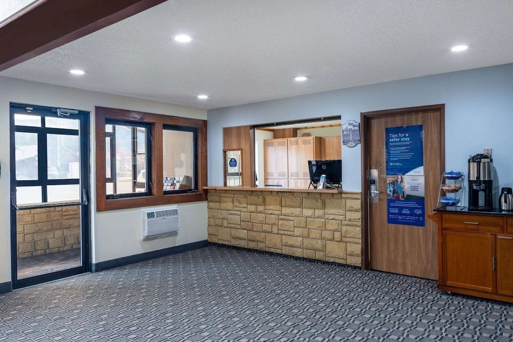 Super 8 by Wyndham Livingston Yellowstone 2