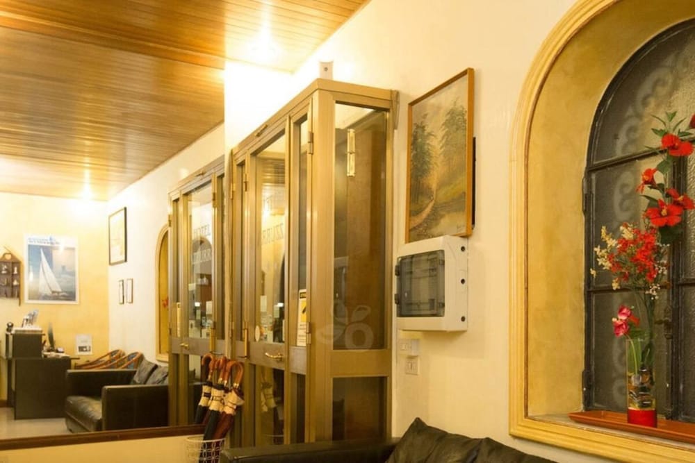 Hotel Azzurra 2