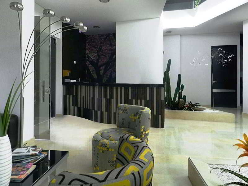 Hotel Bolivariana Plaza Medellin 1