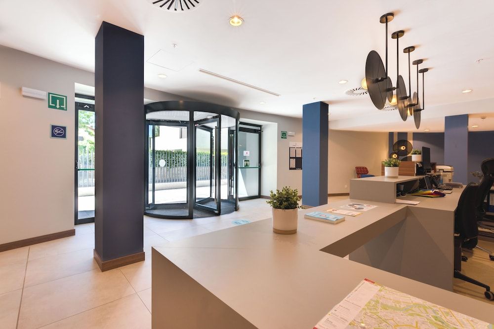 Livensa Living Pamplona 2