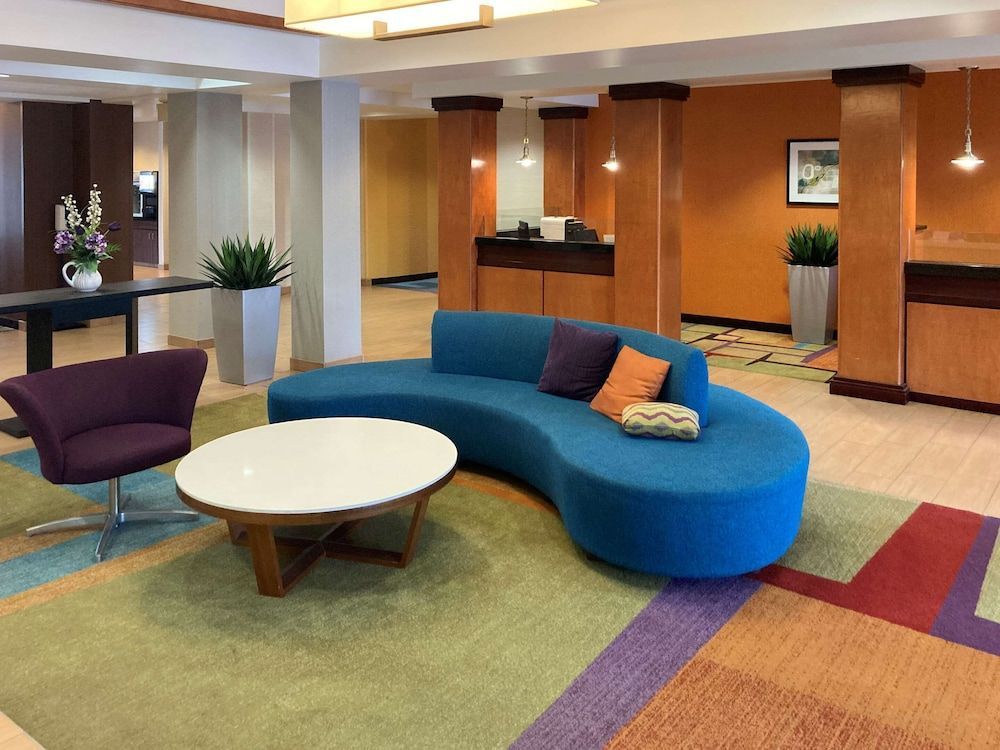 Comfort Inn & Suites Ankeny - Des Moines 1