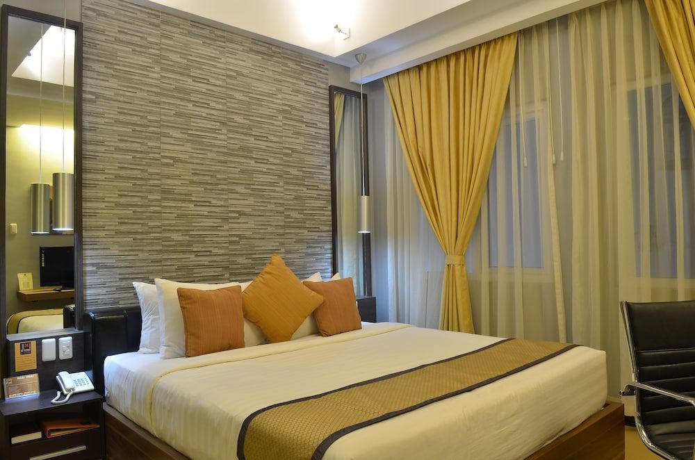 D'Hotel & Suites 1