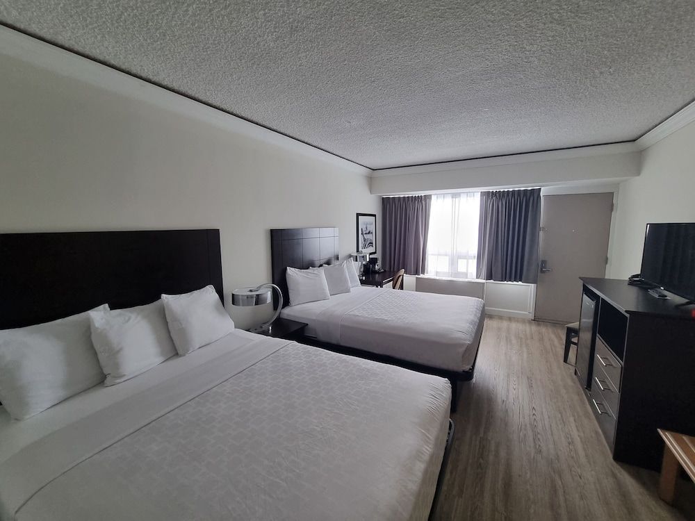 Travelodge by Wyndham Trois-Rivieres 1