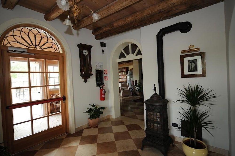 Hotel Relais Vecchio Maso 2