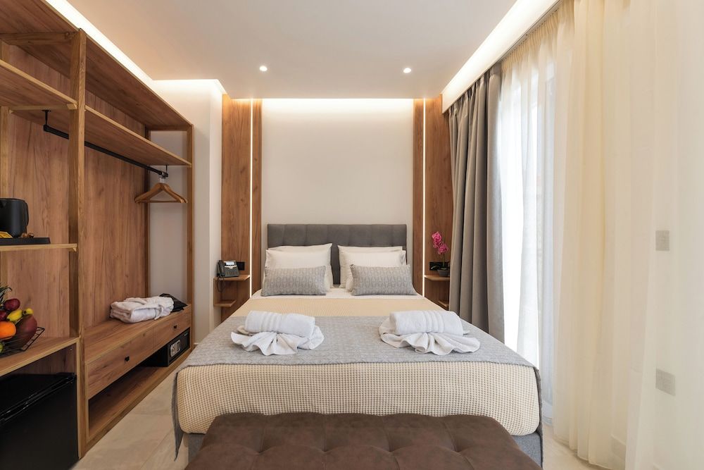 The Wine Hotel 2