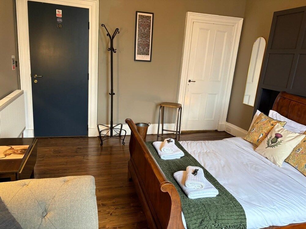 Regal Rooms 1