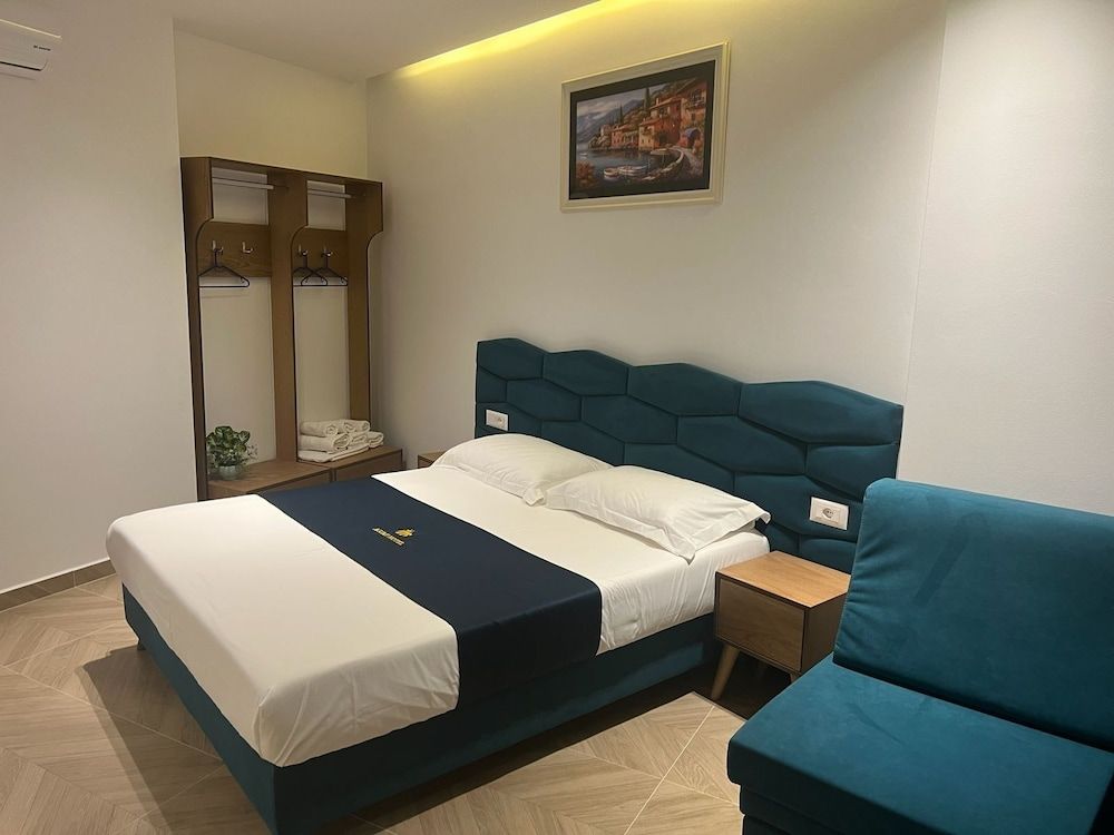 Bordeaux - Riviera albanaise - Agimi Hotel Ksamil - Riviera albanaise