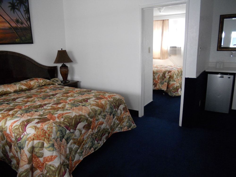 LA Adventurer Hotel 2