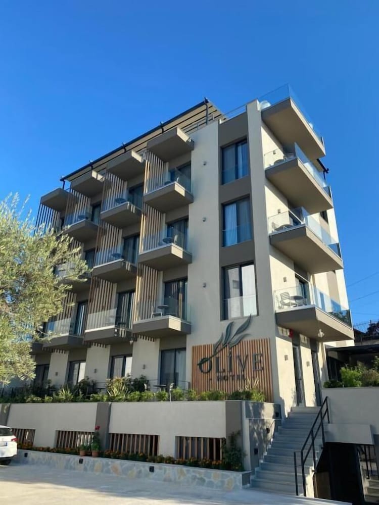 Hotel Olive Ksamil 1