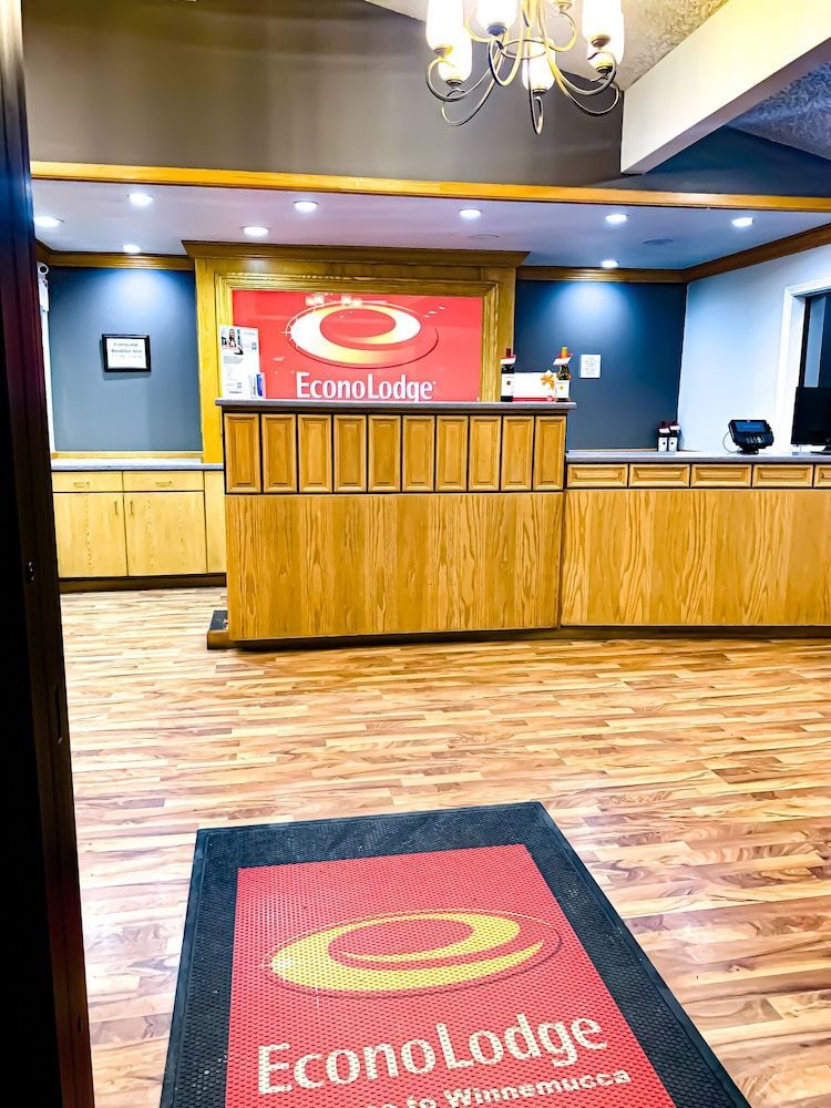 Econo Lodge Inn & Suites Winnemucca 1