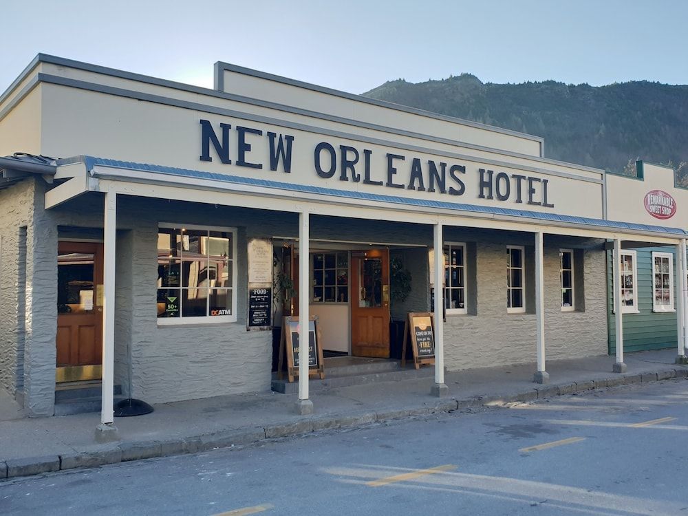 New Orleans Hotel 1